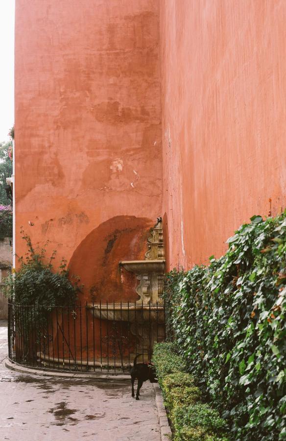 Joya Del Casco Boutique Hotel By Shiadu Seville Exterior photo