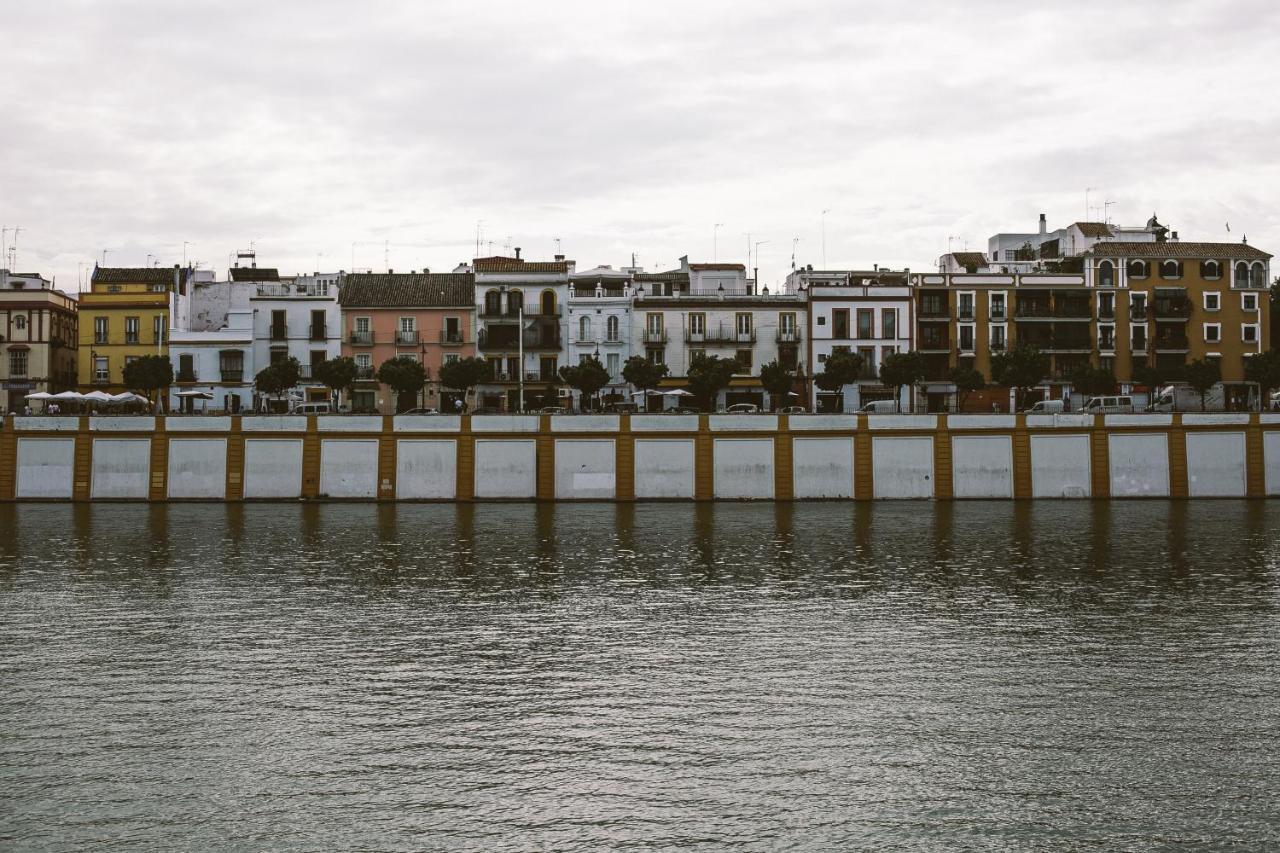 Joya Del Casco Boutique Hotel By Shiadu Seville Exterior photo