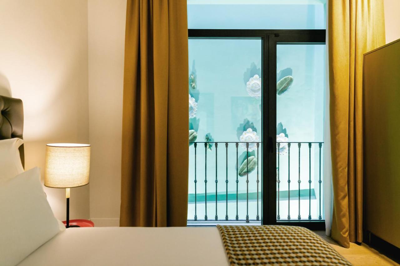 Joya Del Casco Boutique Hotel By Shiadu Seville Exterior photo